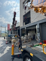 雙吊車吊掛,要的就是專業:雙吊車吊掛,要的就是專業-荃心專業新竹竹北搬家 雙吊車吊掛,要的就是專業:雙吊車吊掛,要的就是專業-荃心專業新竹竹北搬家